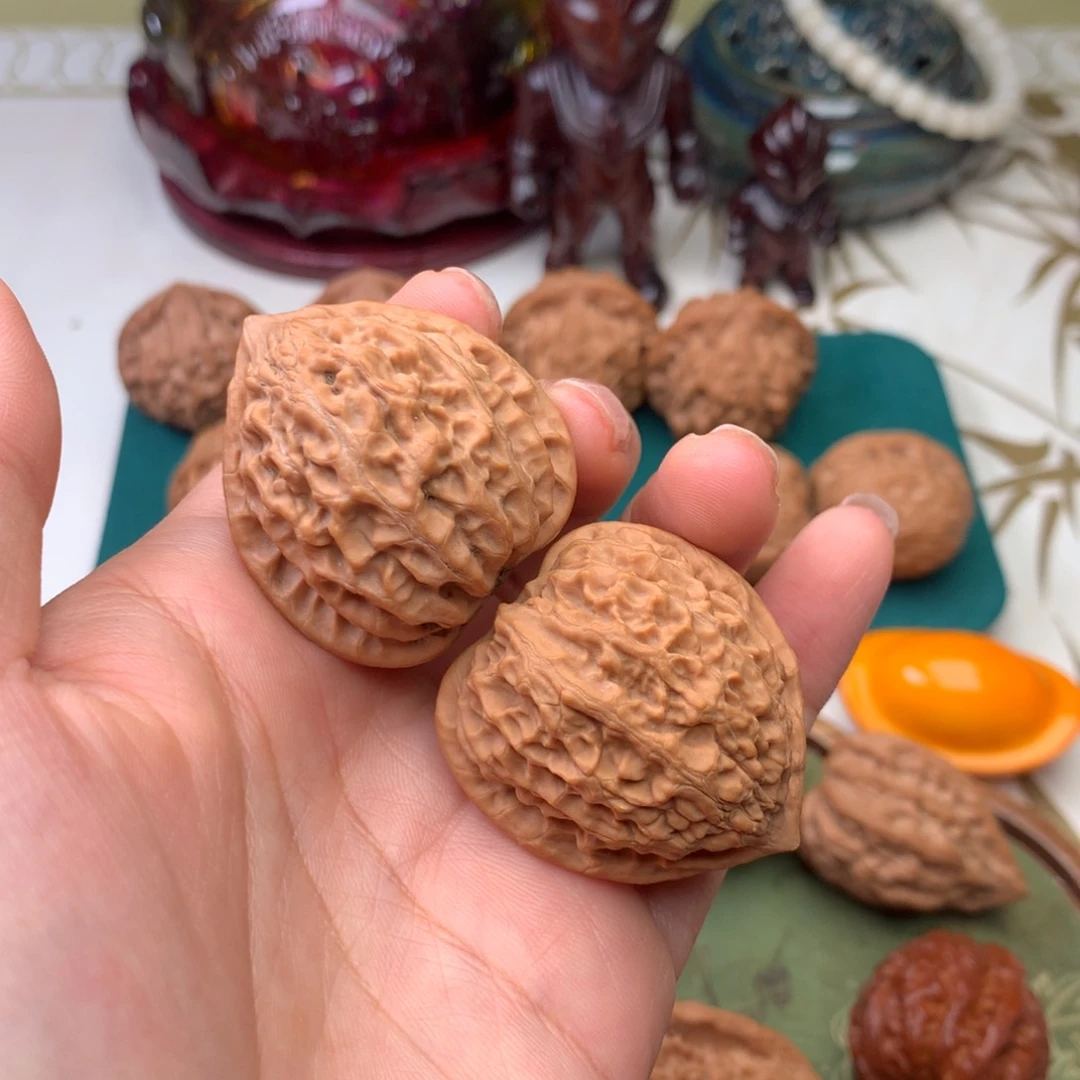 文玩核桃把件金牛36