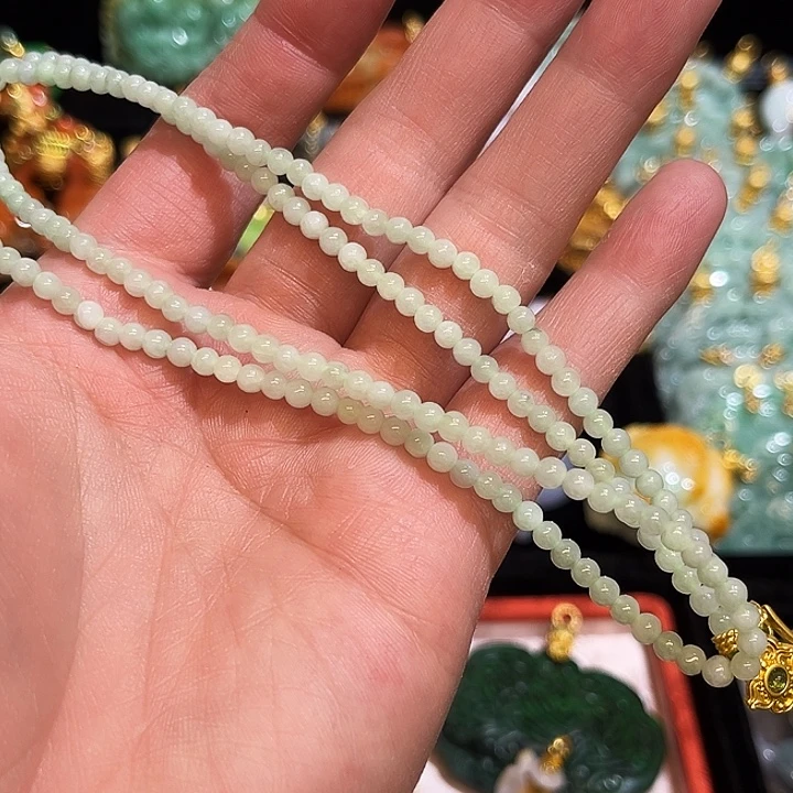 翡翠合金吊坠(赠链)