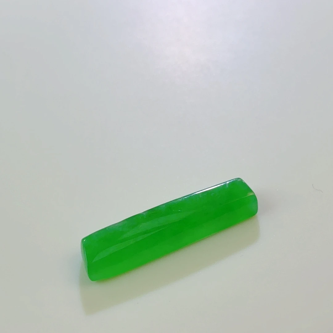 翡翠裸石冰阳绿随行