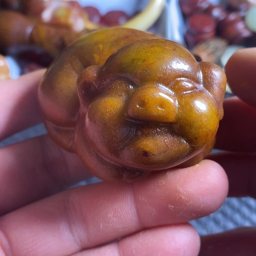 岫玉未镶嵌珠宝奇石