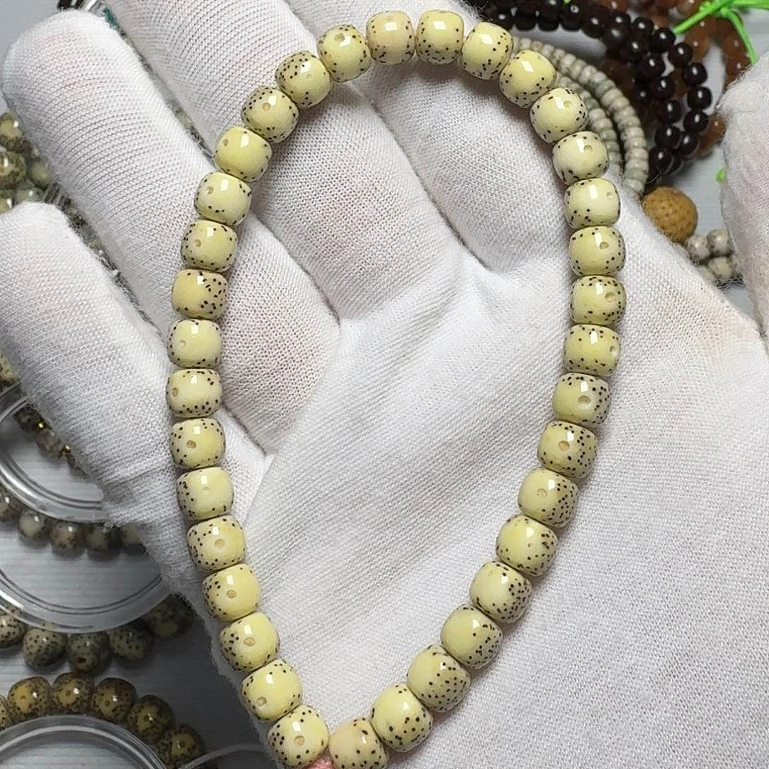 手串星月菩提原生态石玉料卡7手持已打底通体