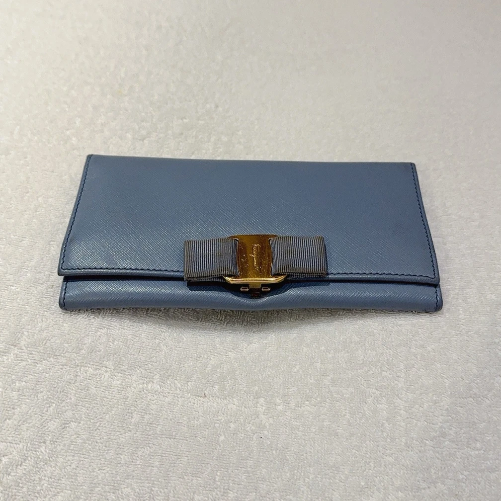 95新 FERRAGAMO/菲拉格慕   蓝色钱包  1436 5296