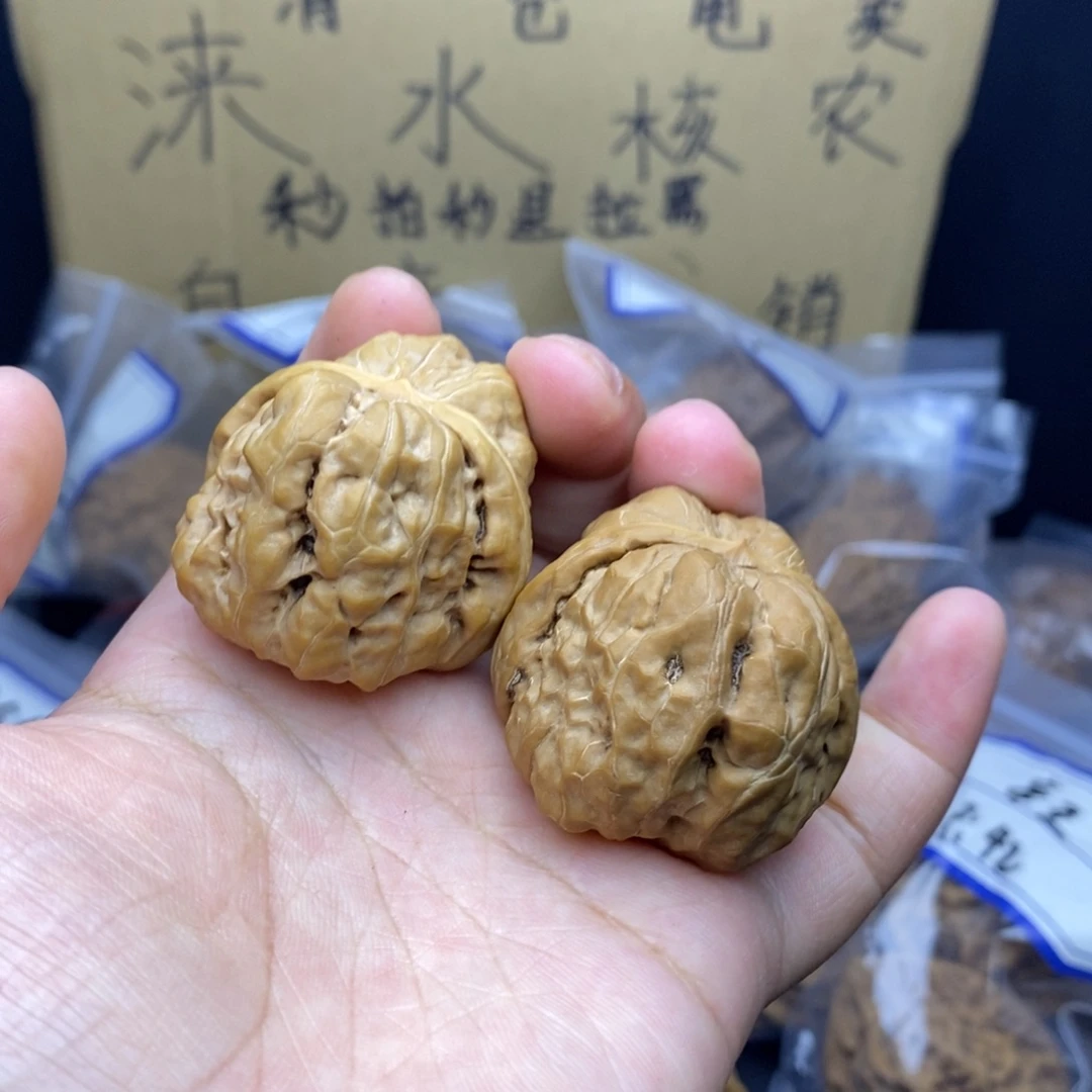 文玩核桃吊坠蛤蟆
