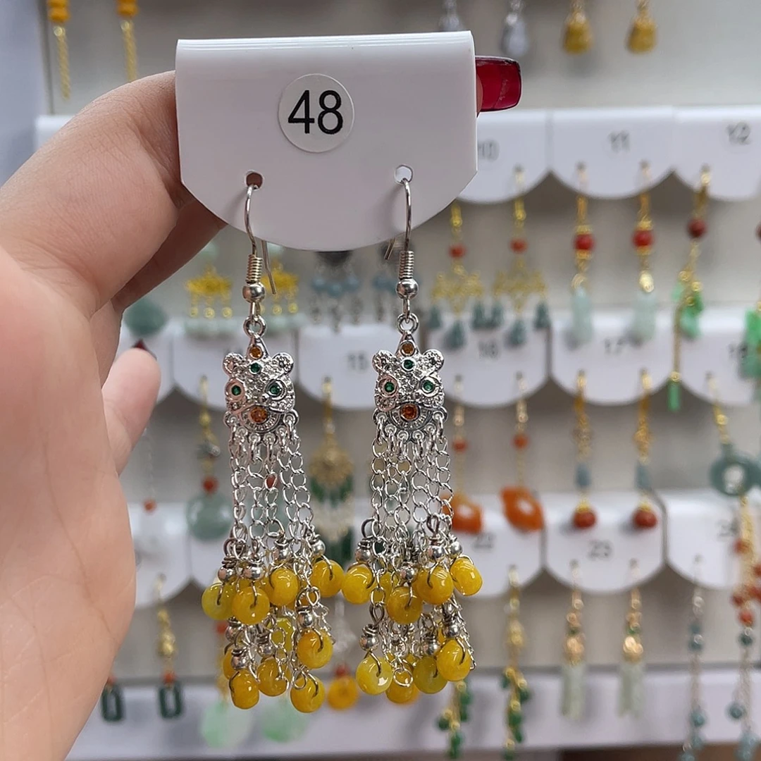 翡翠未镶嵌耳饰48