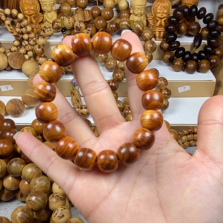 麦***侯柏木（崖柏）1.2老型珠玉化果冻