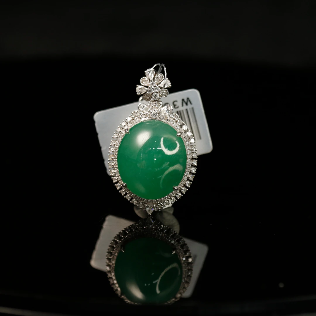 FC22天然缅甸A货18k绿吊坠/300003/保利厦门拍卖