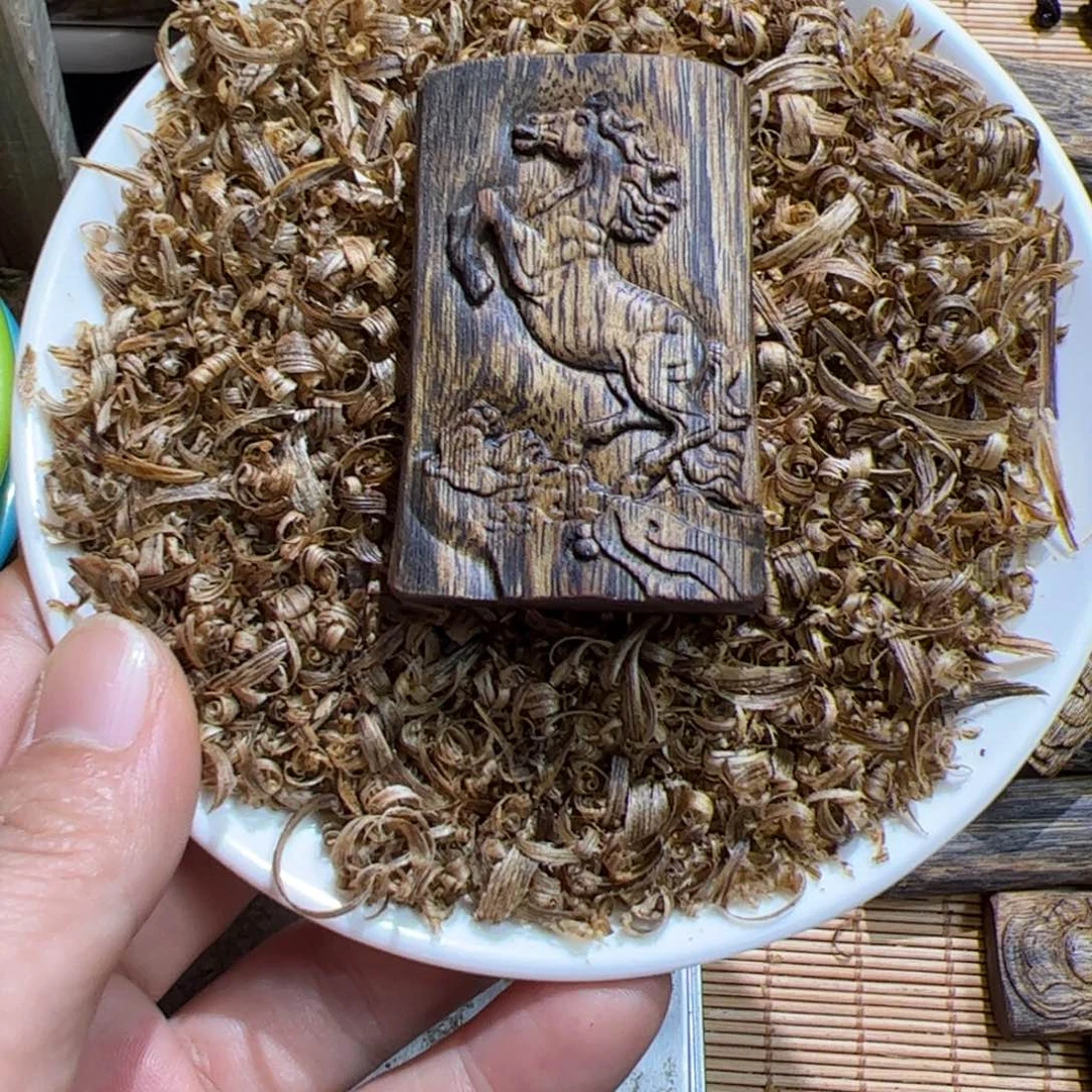 沉香沉香碎屑白棋雕刻14.8克