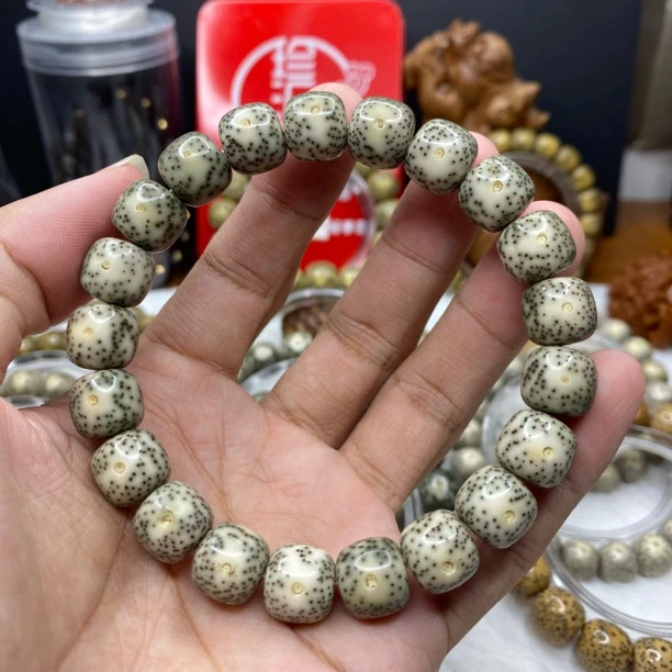 11+月朗星稀小细星海南星月菩提手串直销正品保障