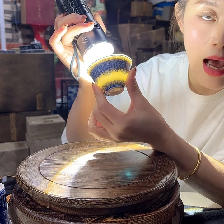 摆件陶瓷//////景德镇陶瓷瓷器。杯。