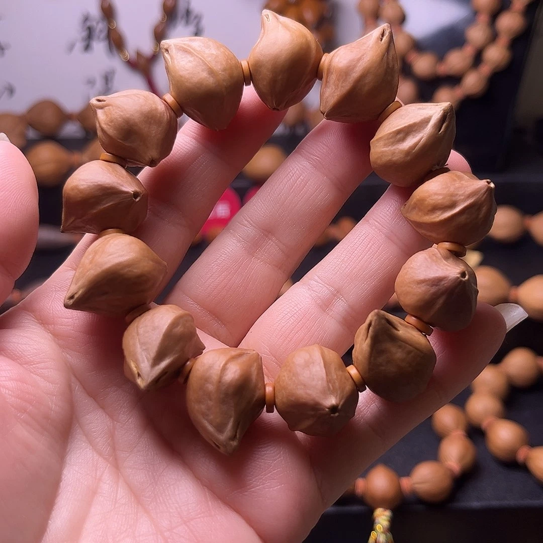 橄榄核吊坠元宝手串福利品