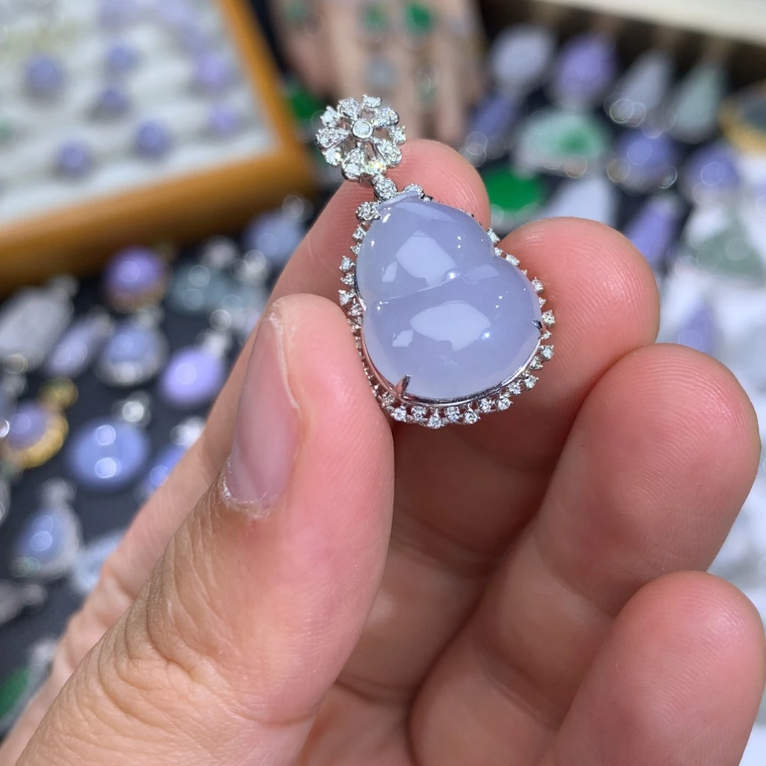 翡翠18K金镶嵌吊坠(不含链)签收后48小时鉴赏期