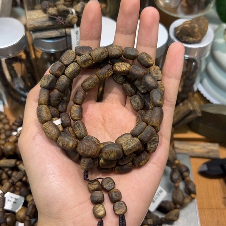 沉香碎屑沉香0.8留疤