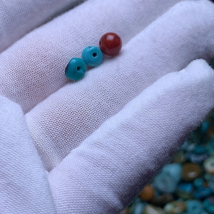 南红玛瑙未镶嵌珠宝奇石