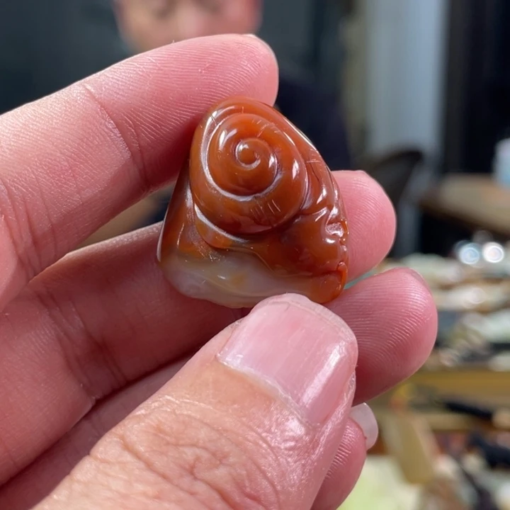 颈饰未镶嵌南红玛瑙