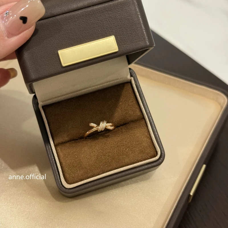 铜合金戒指 【J213】时尚细版打结镶锆经典戒指