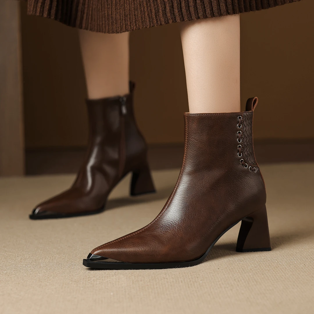 6.5cm百搭棕色复古短靴2025年新款秋冬法式单靴时尚洋气高跟女靴