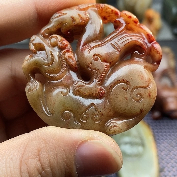 未镶嵌蛇纹石玉颈饰