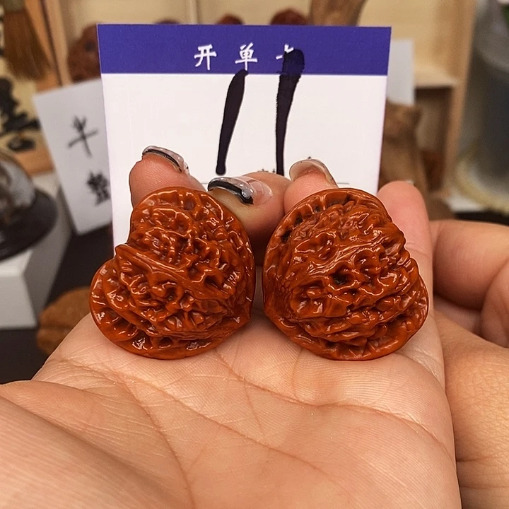 吊坠桃核宫灯34机刷s