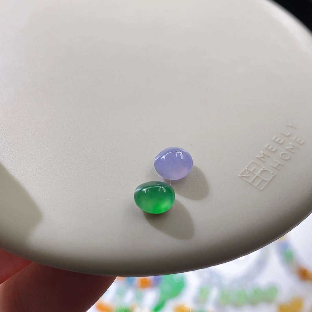 翡翠散珠双彩蛋面
