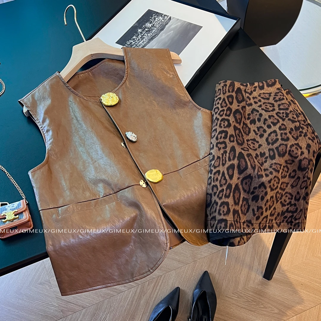 欧美时髦炸街复古两件套女2025新款小香风PU皮马甲高腰包臀短裙秋