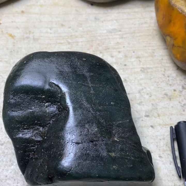 和田玉未镶嵌珠宝奇石137