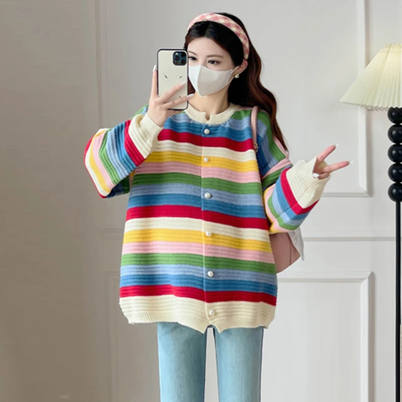 【伊伊】孕妇装2025彩虹条纹流苏针织韩版圆领宽松慵懒风毛衣外套
