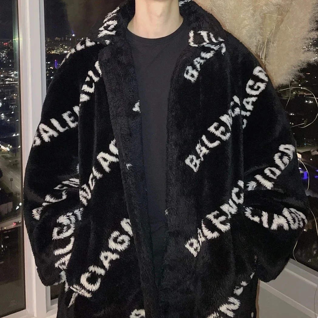 99新 Balenciaga/巴黎世家 黑色满印logo泰迪大衣 36码