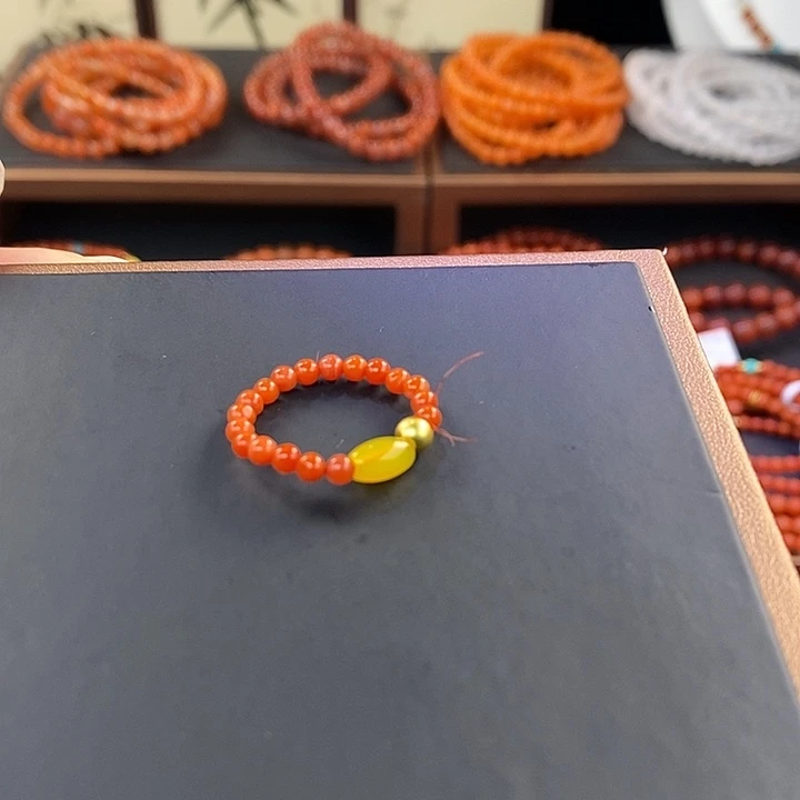 南红玛瑙未镶嵌手链