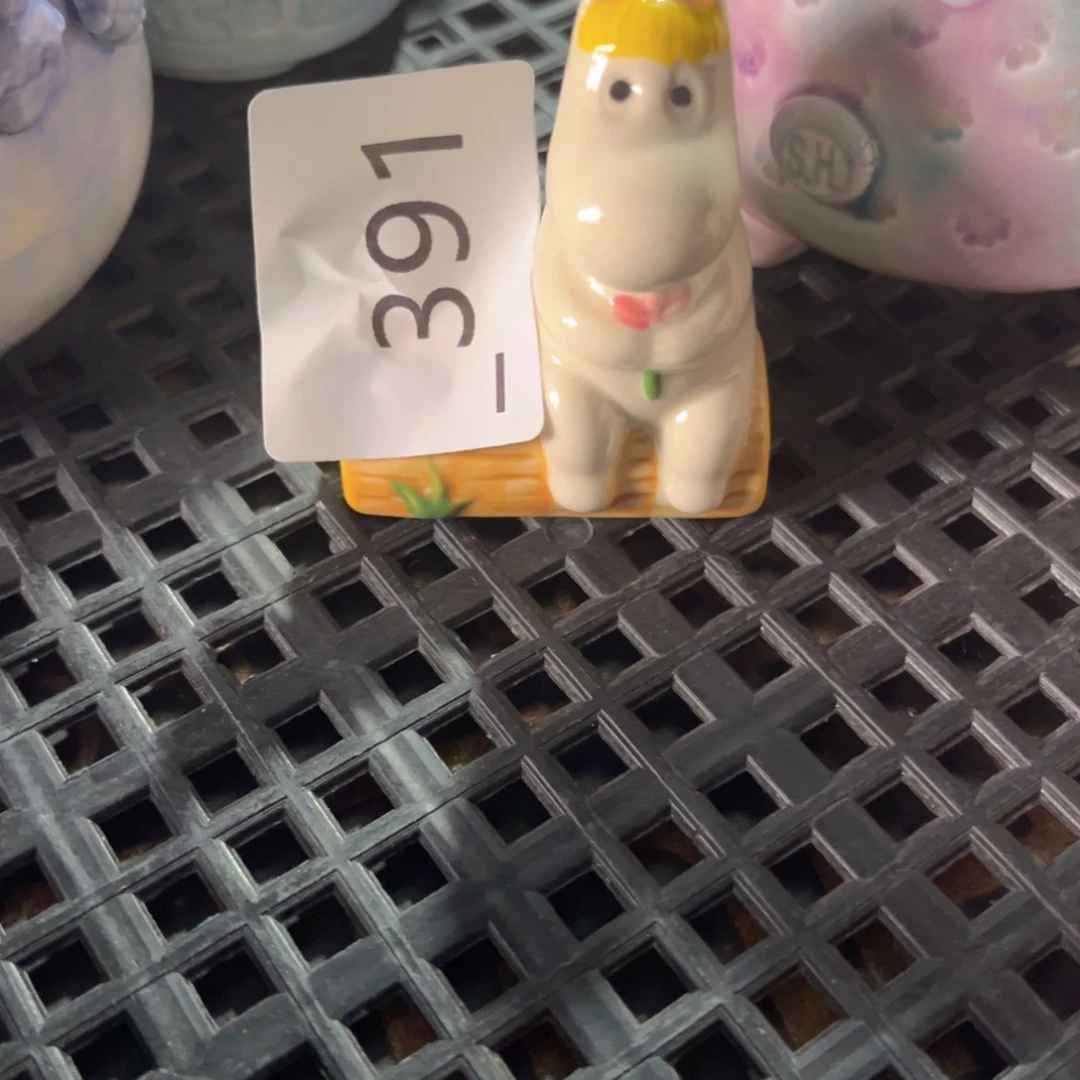 ?****编号391摆件1个