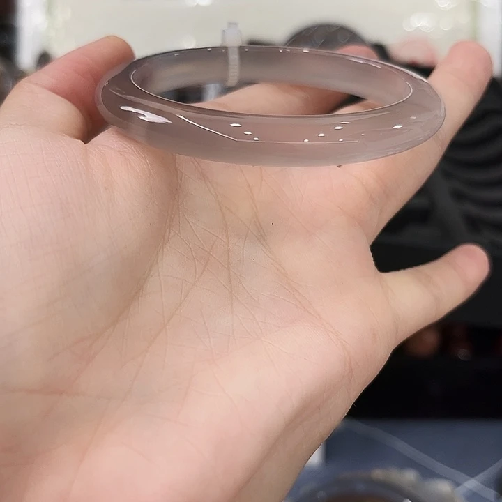 手镯玛瑙/玉髓未镶嵌瑕疵不退不换