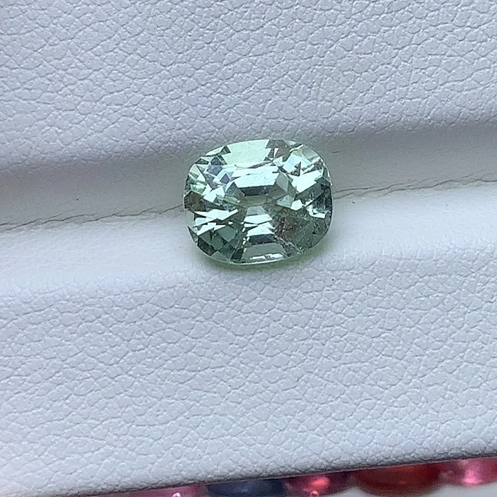 未镶嵌珠宝半成品碧玺1.86克拉