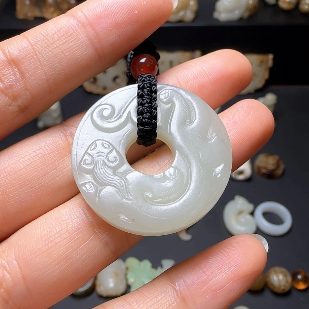 和田玉吊坠(不含链)未镶嵌