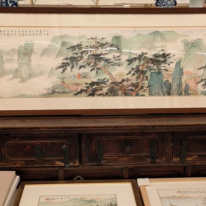 国画画作精品带框发