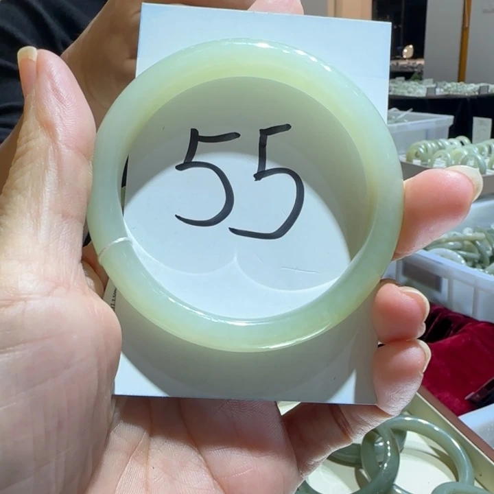 和田玉未镶嵌手镯679