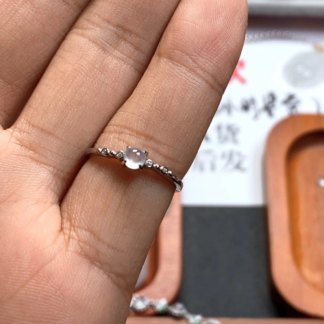 颈饰银S925镶嵌翡翠