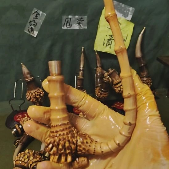 小***-贵州特色竹根手把件还是