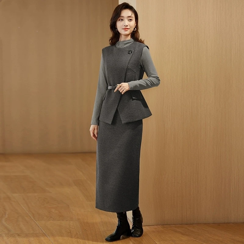 〈纪朵研〉H346毛呢马甲半身裙打底衫三件套女2025秋季高级感气套裙