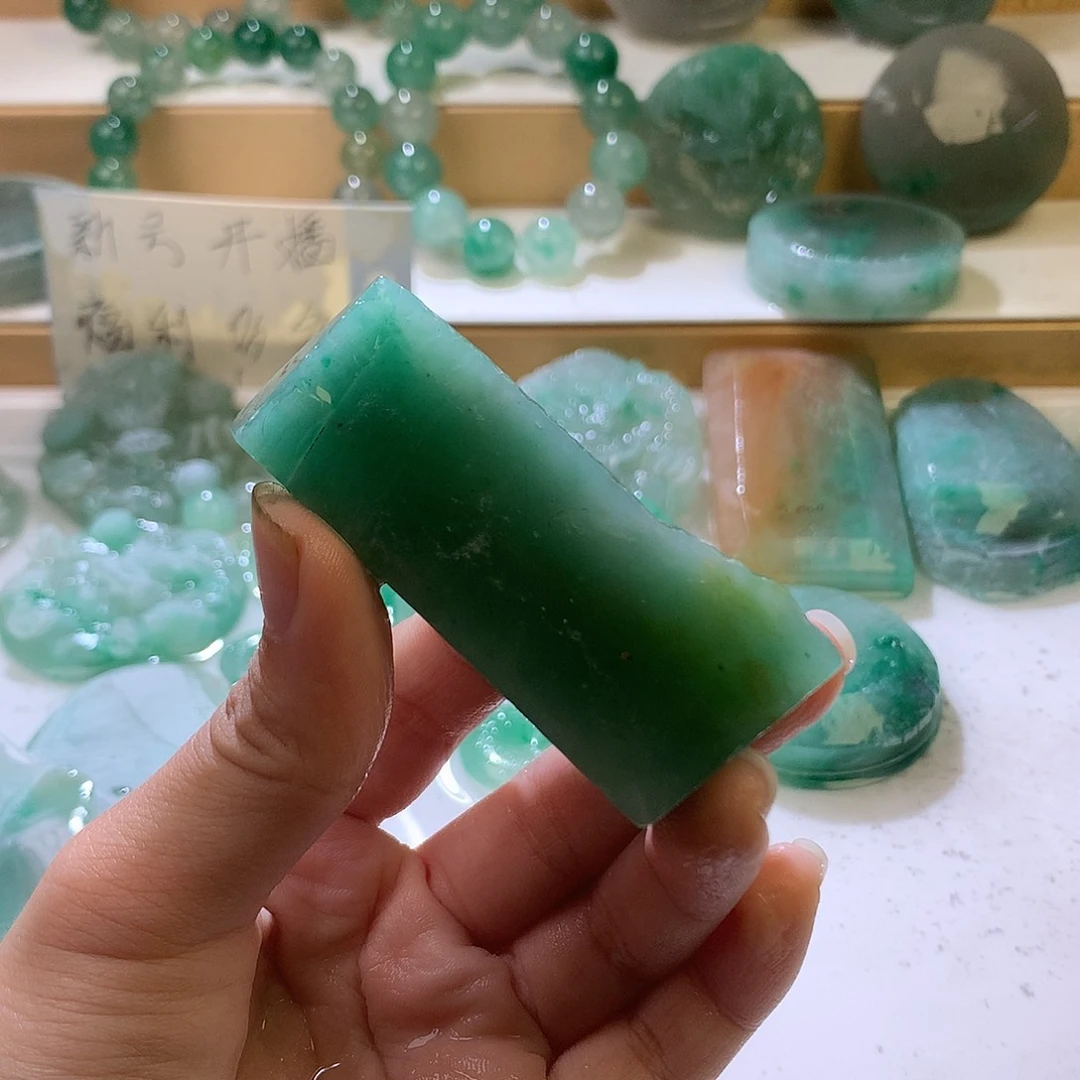 石英质玉未镶嵌珠宝半成品