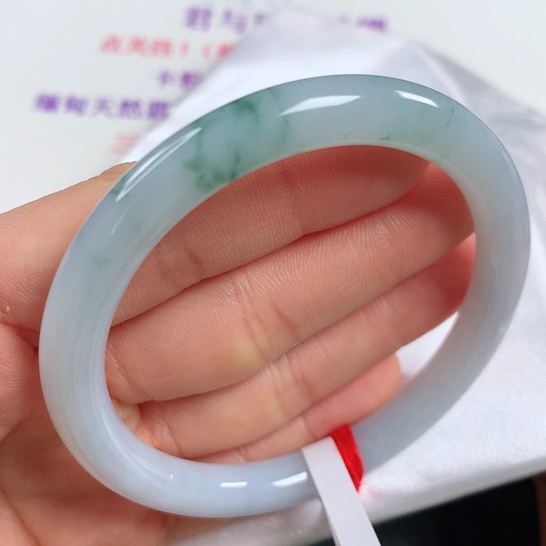 翡翠手镯未镶嵌 圆条⑨①