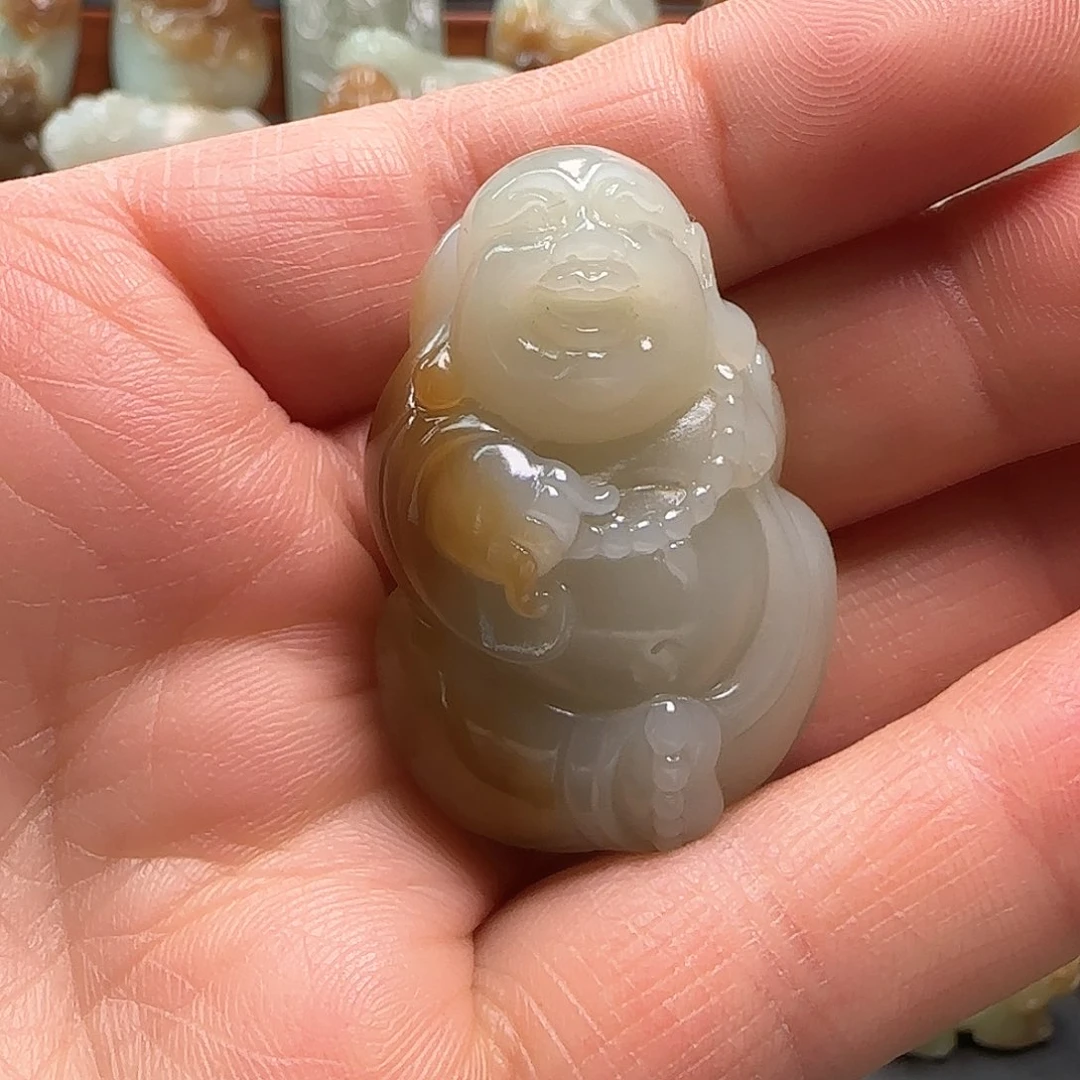 和田玉（糖玉）颈饰未镶嵌阿***觉