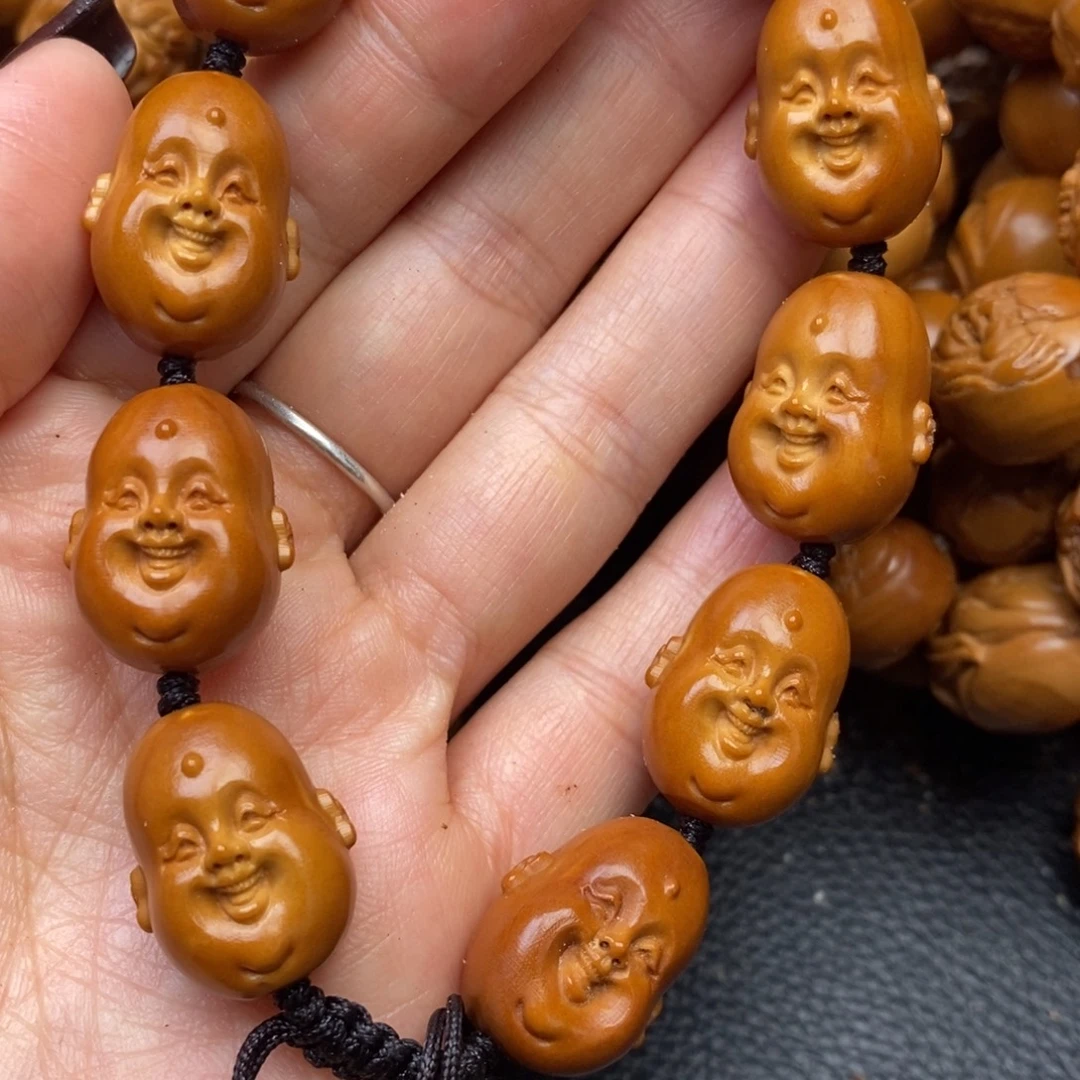 手串橄榄核十分开心