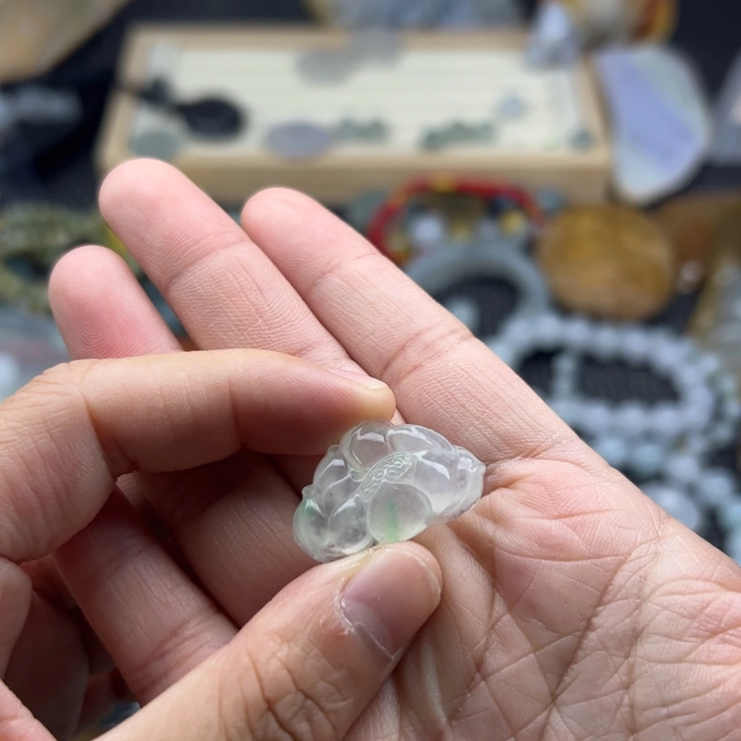 颈饰未镶嵌翡翠莲花
