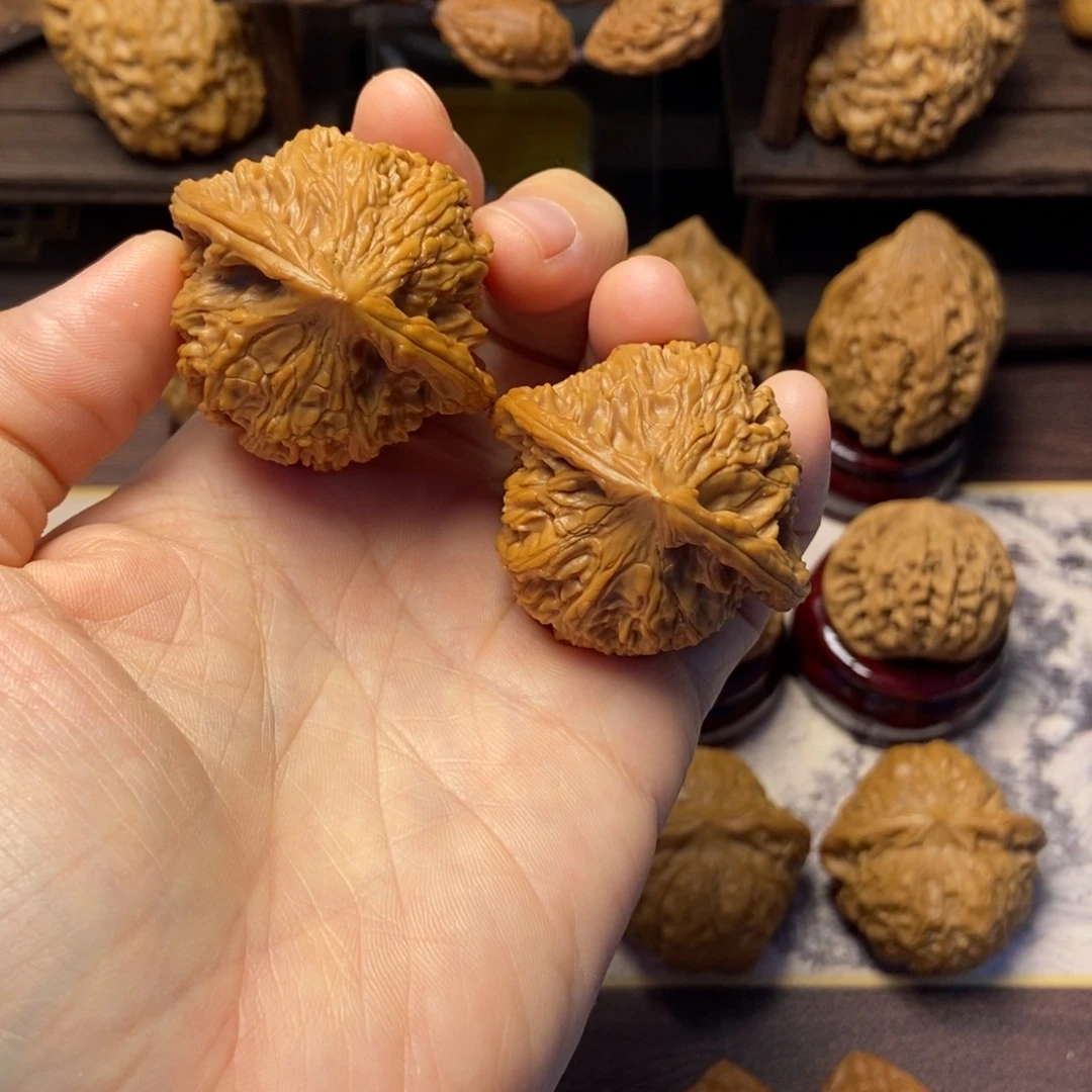 把件文玩核桃全品红狮子43