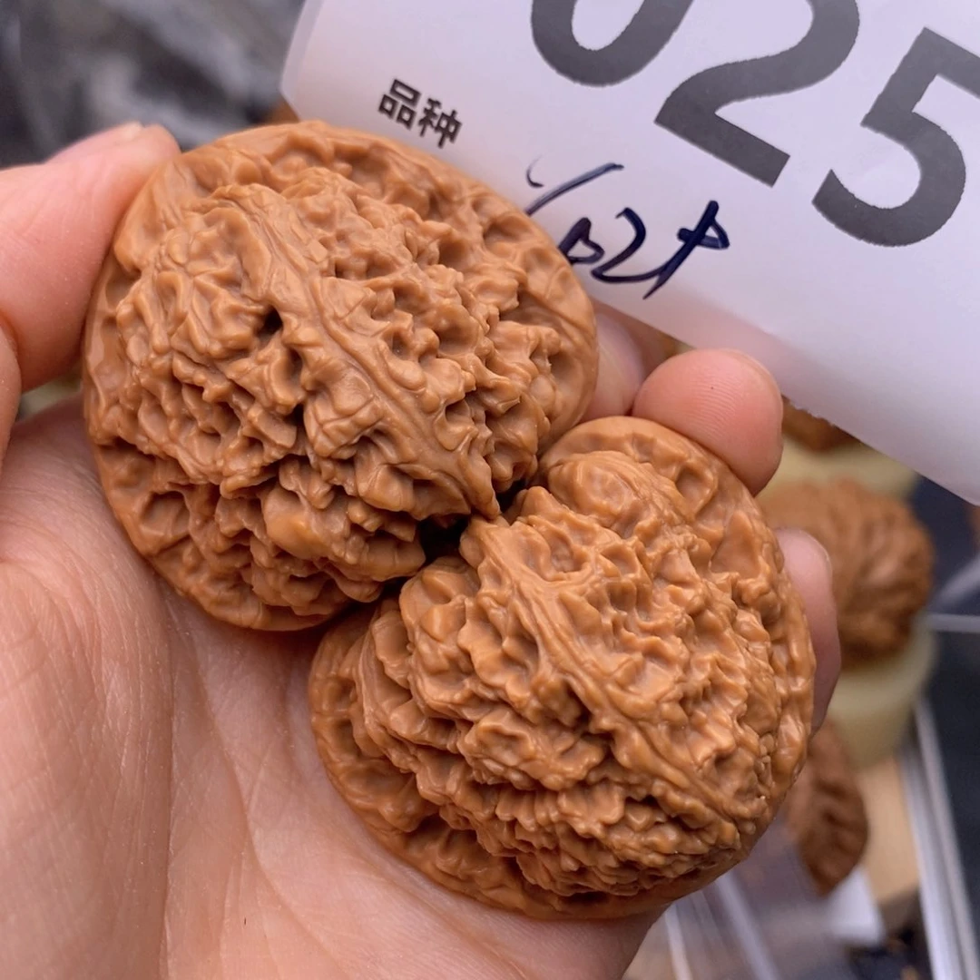 文玩核桃把件025号42家南疆