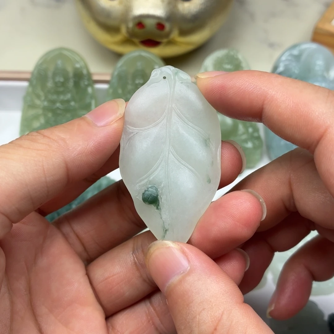 未镶嵌定制翡翠叶子