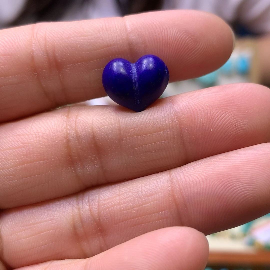 青金石未镶嵌配饰