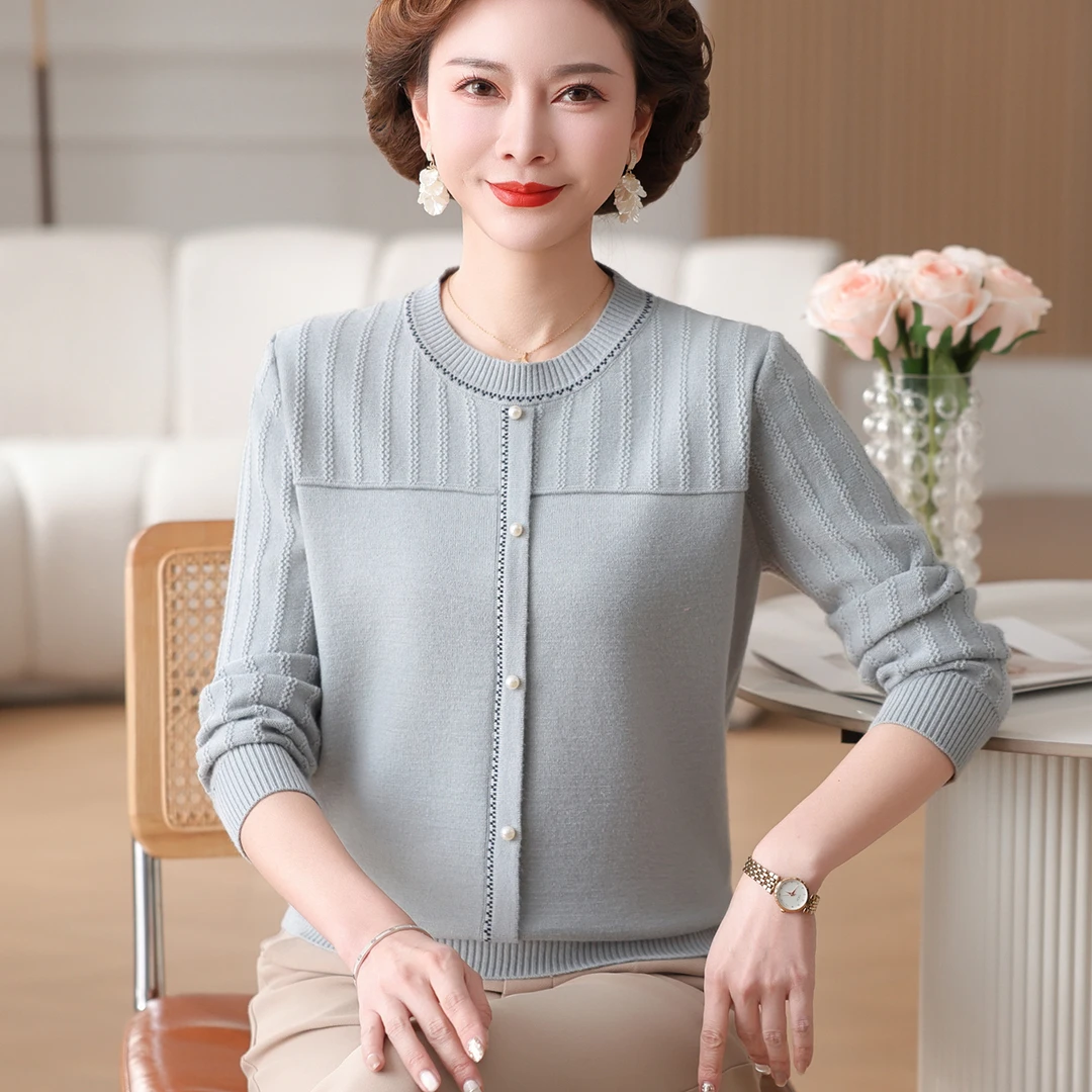 妈妈装春秋新款长袖上衣服洋气中老年女装春季宽松大码针织打底衫