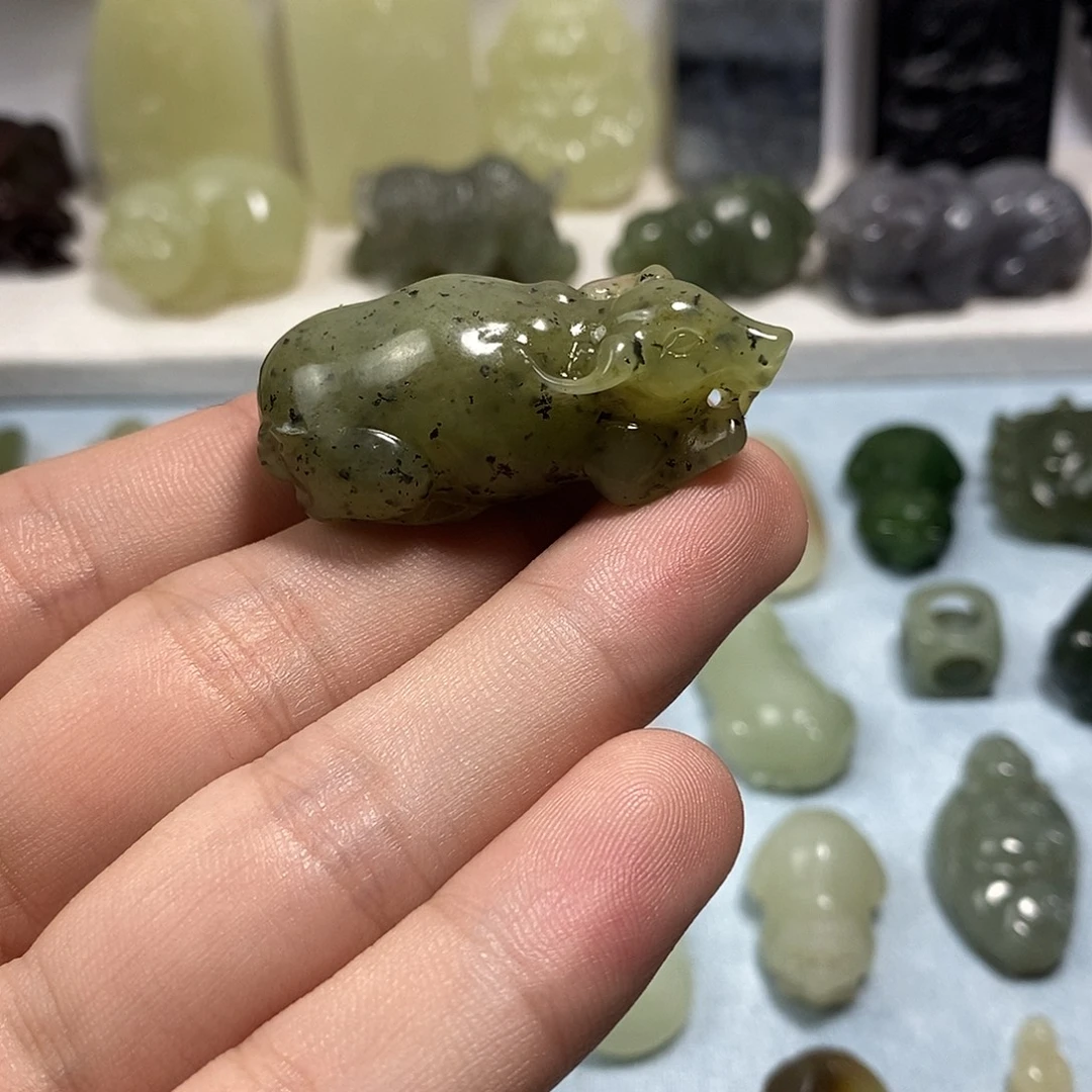 和田玉未镶嵌挂件