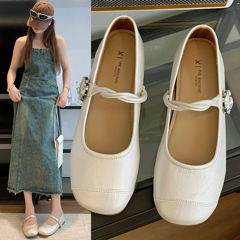法式配裙子玛丽珍鞋女鞋子2025春夏新款韩版平底豆豆鞋银色小皮鞋