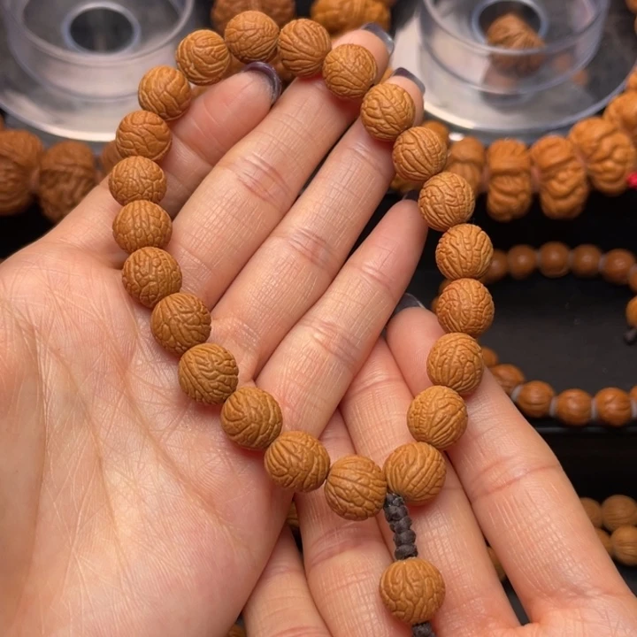桃核手串龙纹桃核6